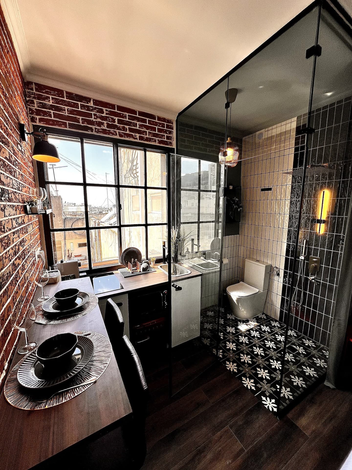 Designer Studio near Baháʼí Gardens — 8
